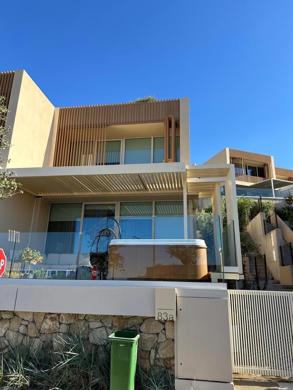 Splendid Palase Villa Himare
