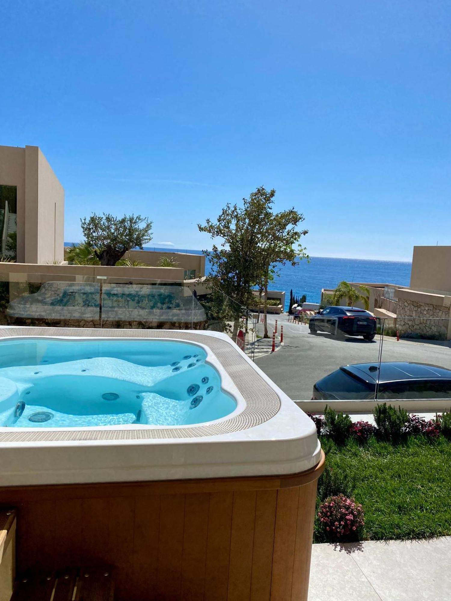 Splendid Palase Villa Himare
